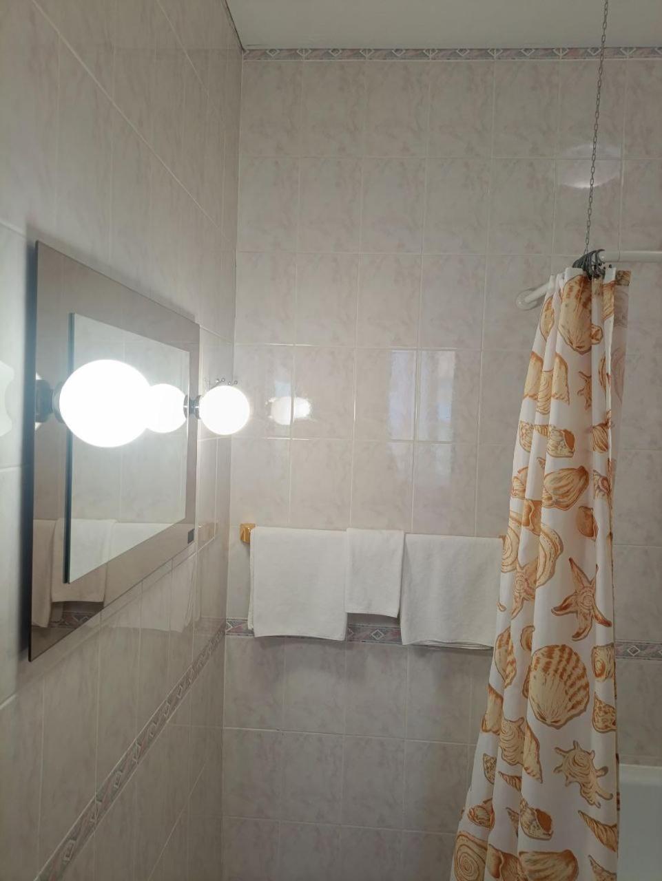 Kremin Hotel Kremenchuk Exterior photo