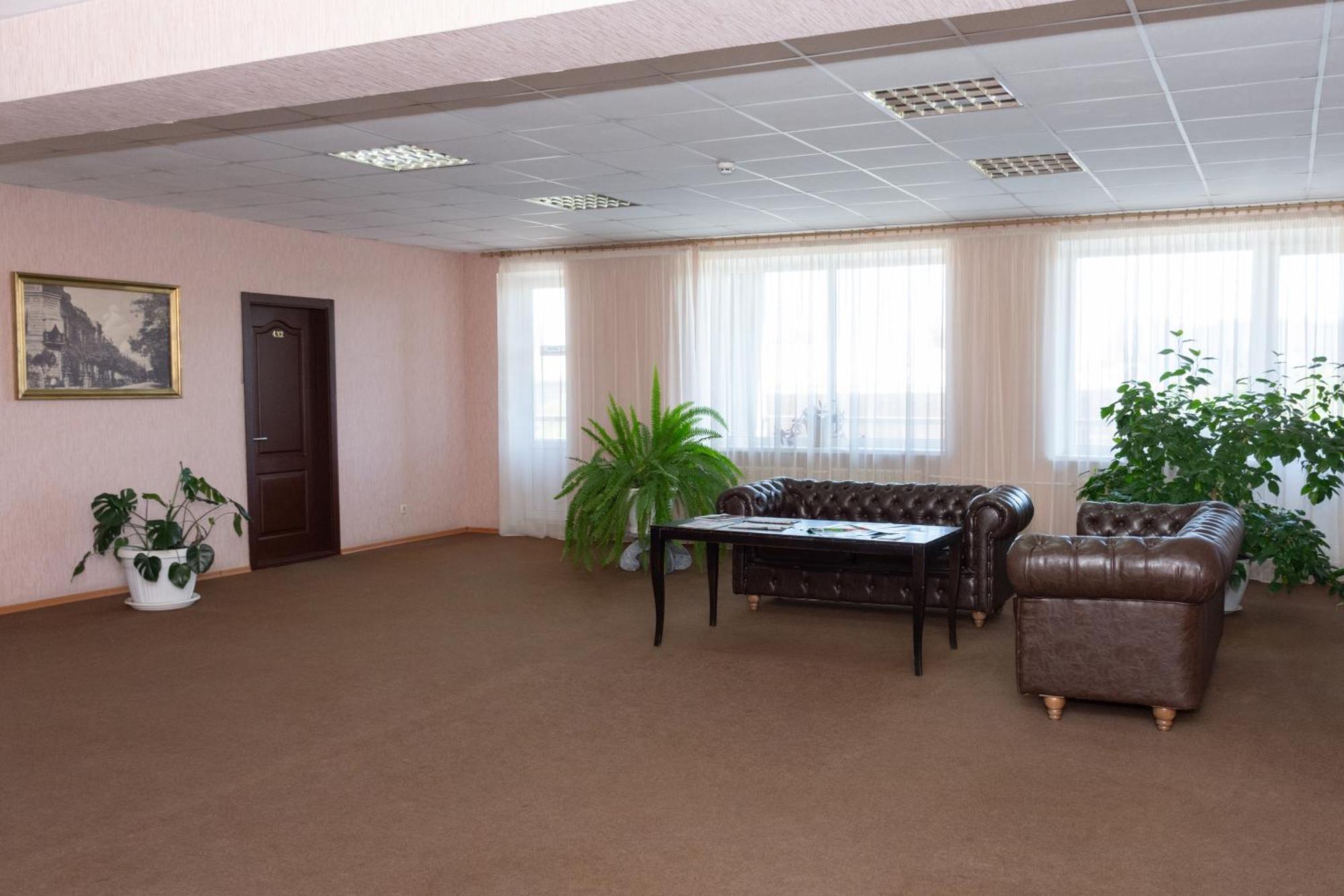 Kremin Hotel Kremenchuk Exterior photo